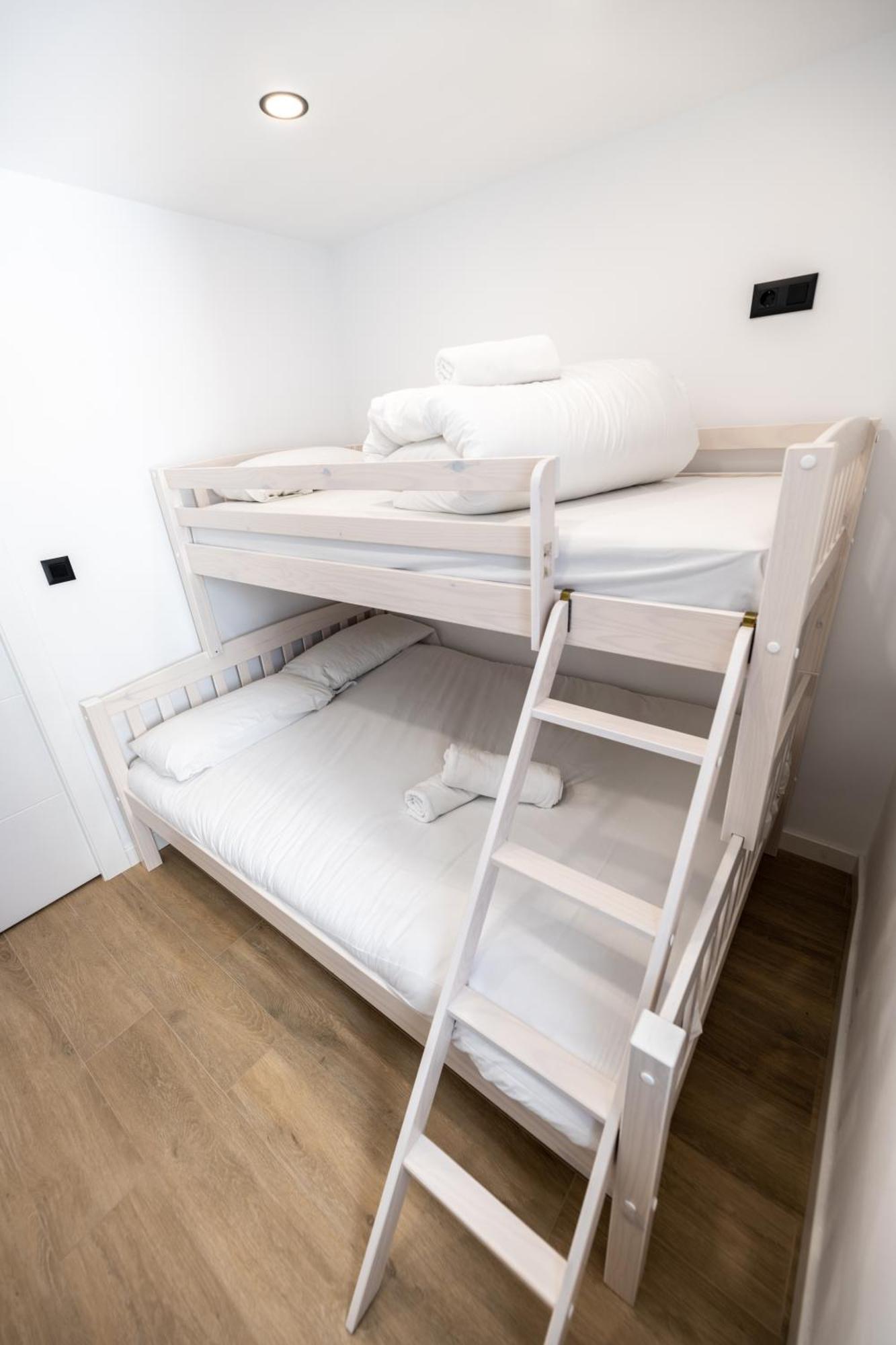 Luxury Refurnished Apartment With Private Parking Close To Ski Slopes Sierra Nevada Exteriér fotografie
